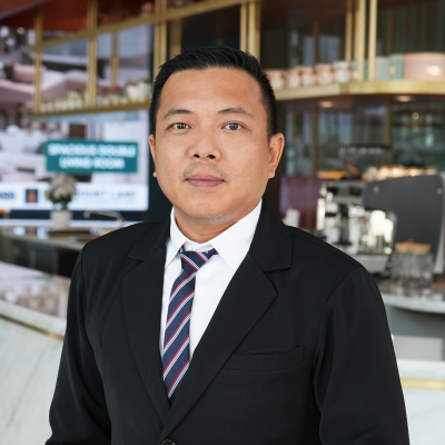 Christopher Tan