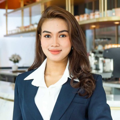 Yuni Sophiyani