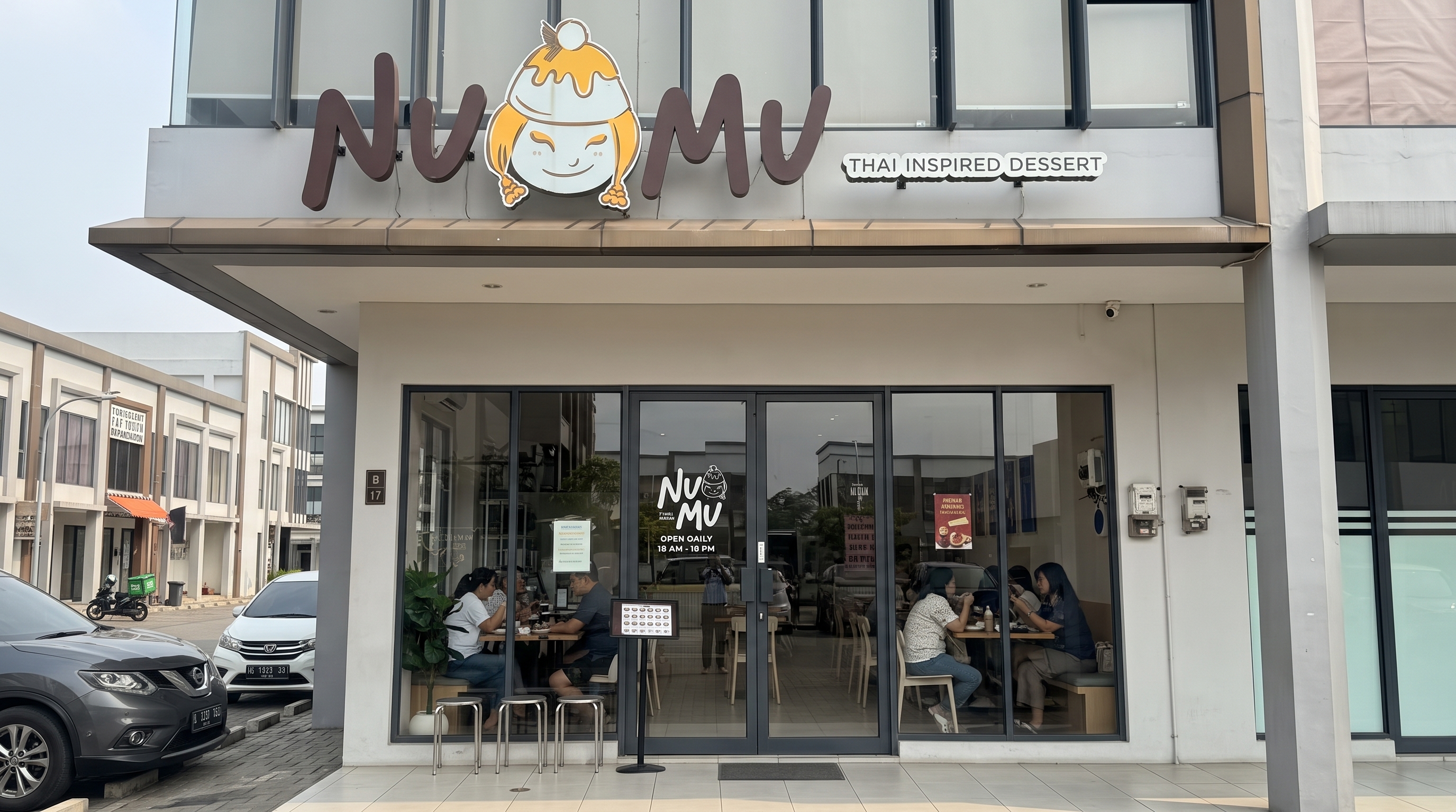 NUMU Thai Inspired Dessert Gading Serpong dengan pilihan bingsu dan dessert Thailand