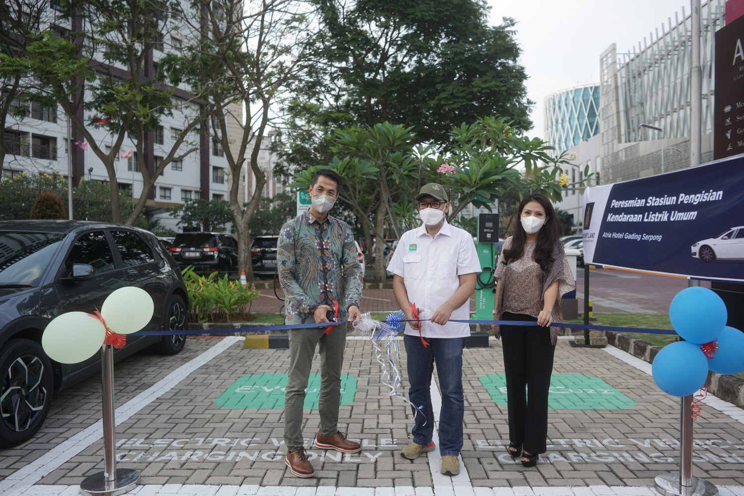 Paramount Land Bekerjasama dengan EVCuzz Resmikan  Fasilitas ‘Stasiun Pengisian Kendaraan Listrik Umum’ di Gading Serpong