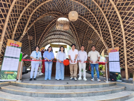 Spot Kuliner Baru di Paramount Petals Resmi Dibuka, Resto Kampung Kecil Siap Menjadi Favorit Warga dan Masyarakat Sekitar