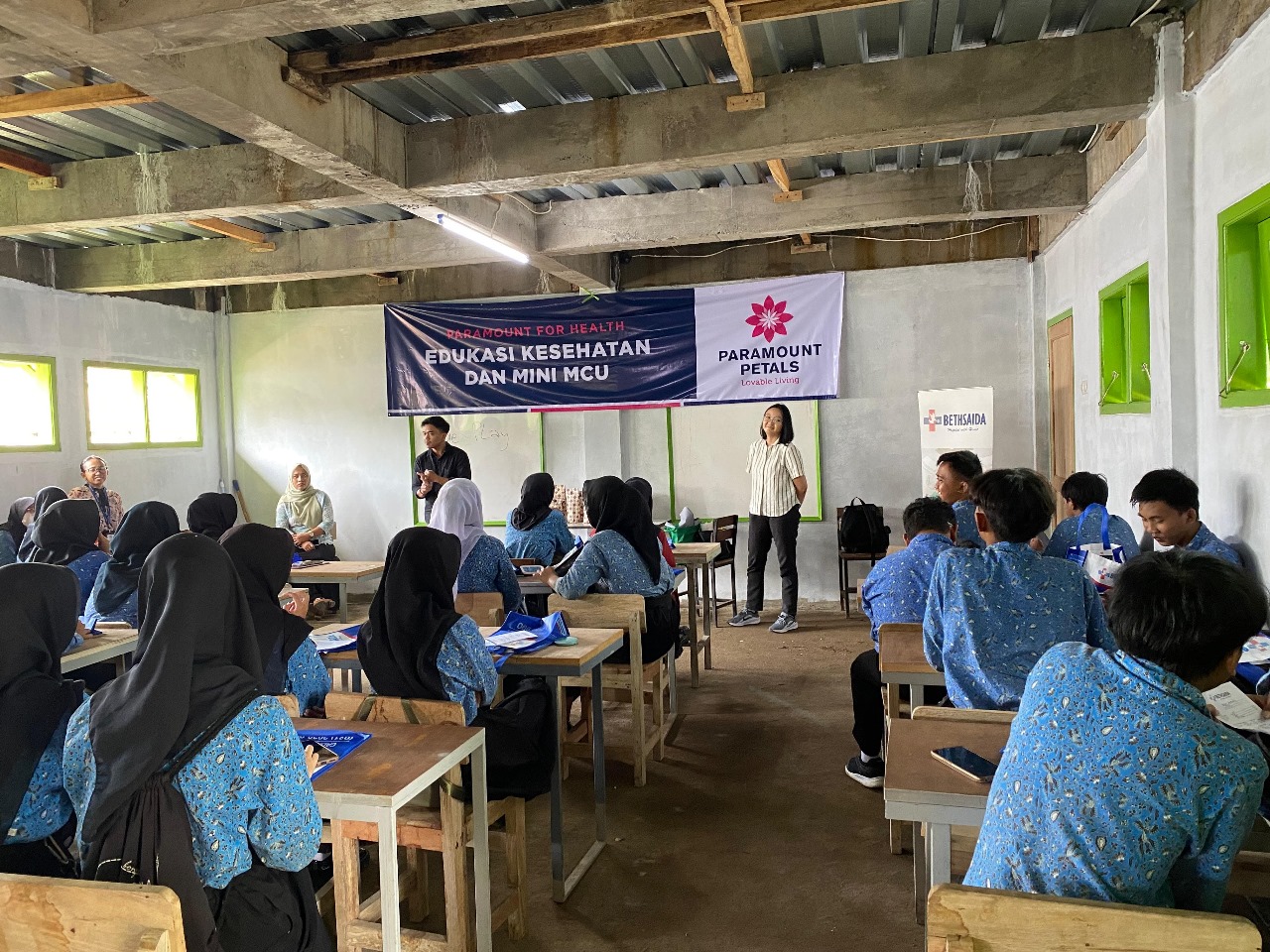 Paramount Petals Menggelar ‘Gerakan Sehat dan Cerdas’ Bagi Anak Usia Dini Hingga Lansia