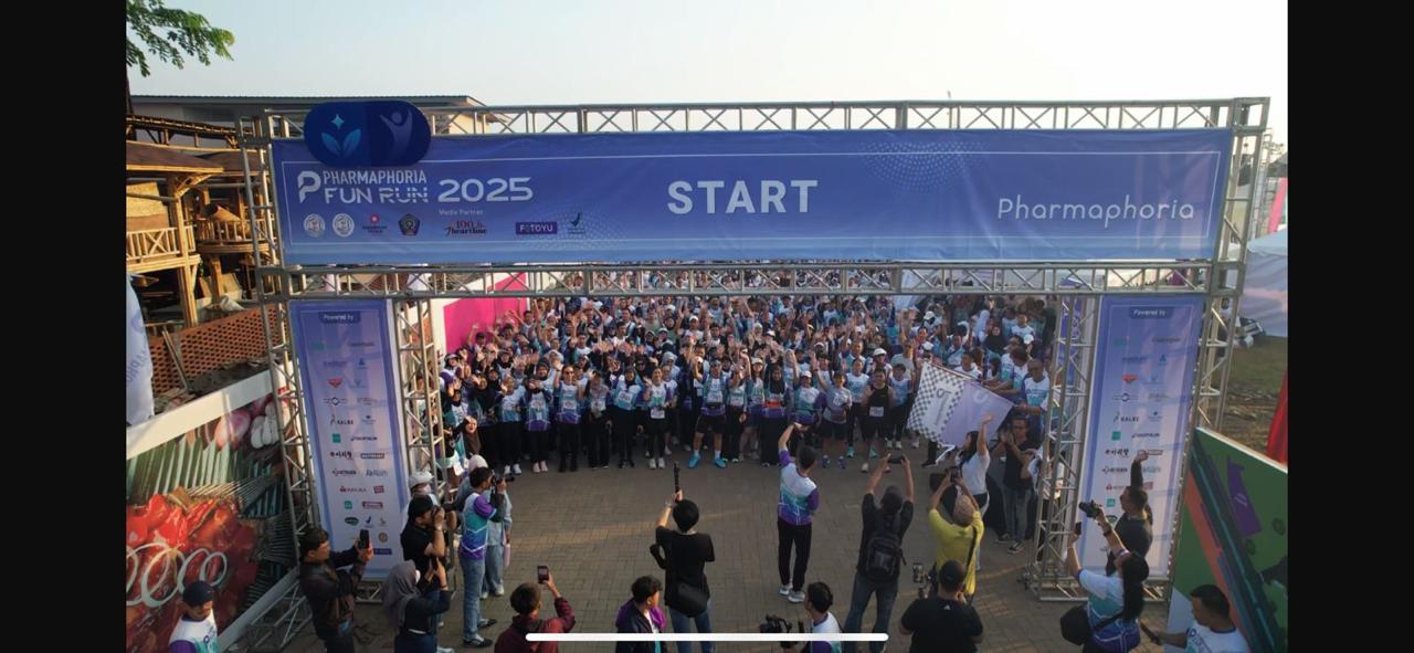 Paramount Petals dan IAI Kabupaten Tangerang Wujudkan Gaya Hidup Sehat Melalui Pharmaphoria Fun Run 2025
