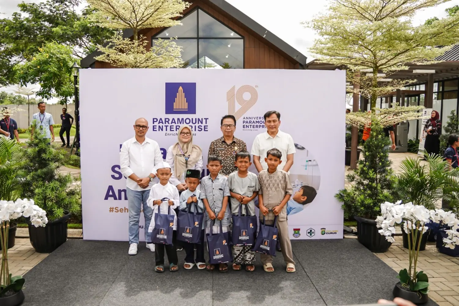 Paramount Enterprise Rayakan HUT ke-19 dengan “Khitanan Sehat Bagi Anak Negeri“ dan Kegiatan Sosial